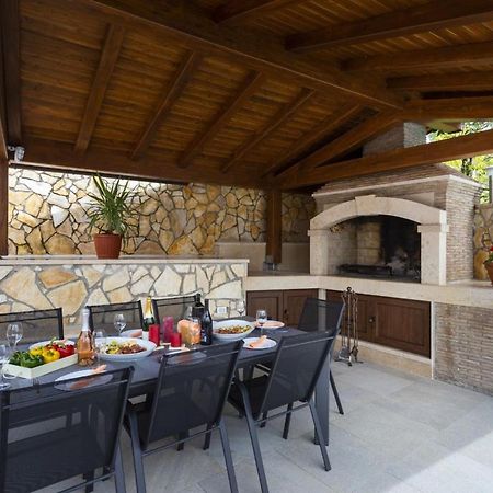 Villa Vita In Porec - Haus Fuer 6-8 Personen Kaštelir Exterior foto