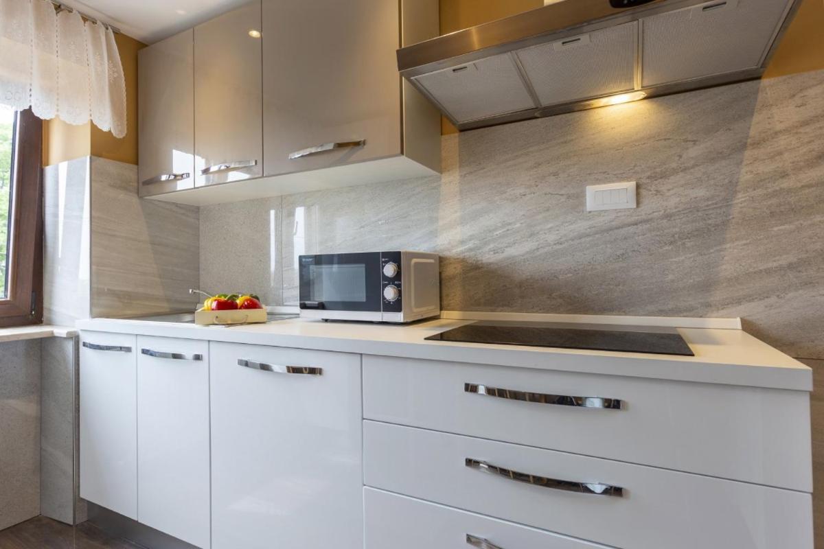 Villa Vita In Porec - Haus Fuer 6-8 Personen Kaštelir Exterior foto